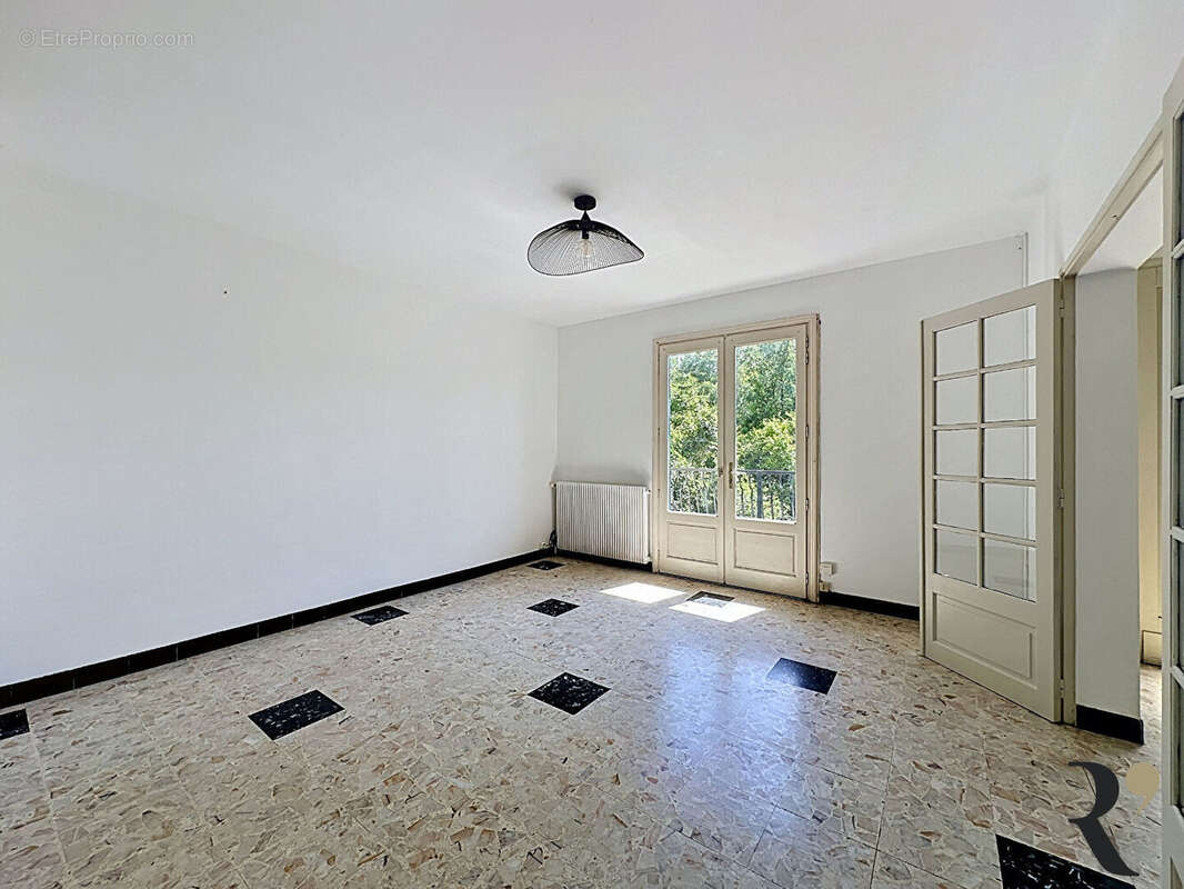 Maison à DREMIL-LAFAGE