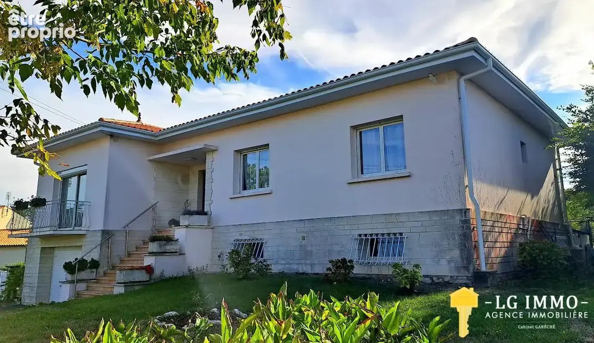 Maison familiale de 174 m2 , belles prestations , idéalement située. - photo 32