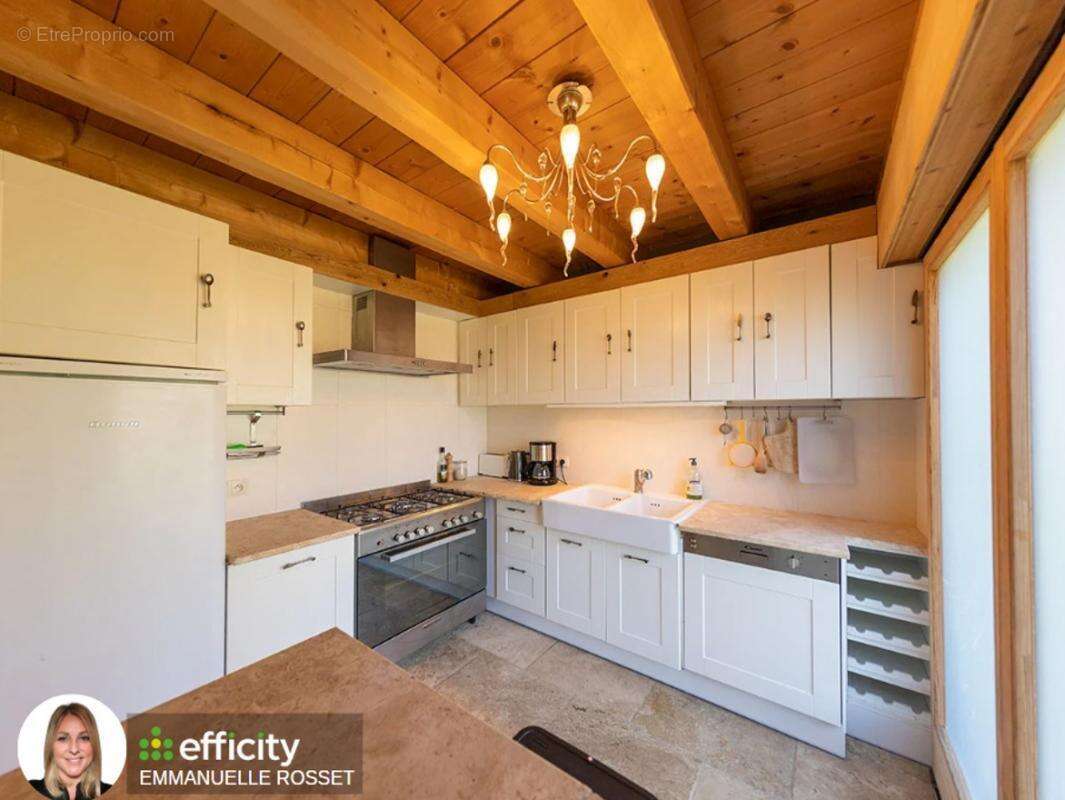 Maison à ESSERT-ROMAND