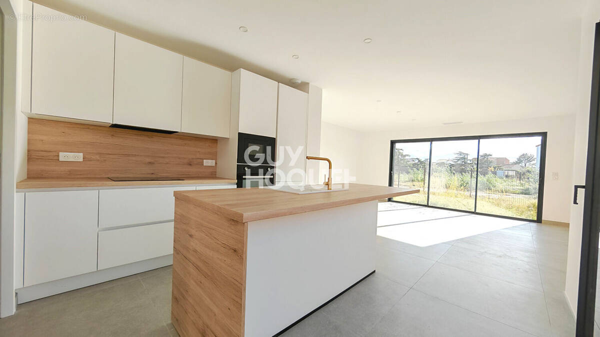 Maison à SAINT-CYPRIEN