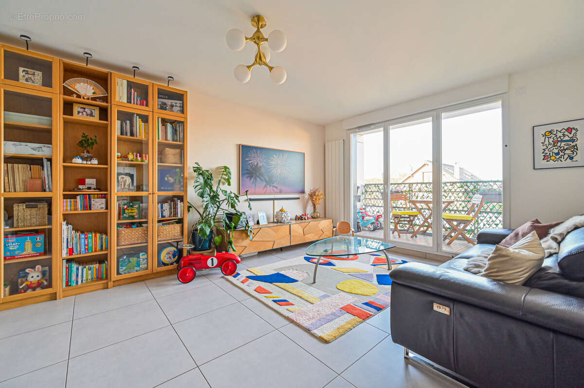 Appartement à SAINT-MAUR-DES-FOSSES