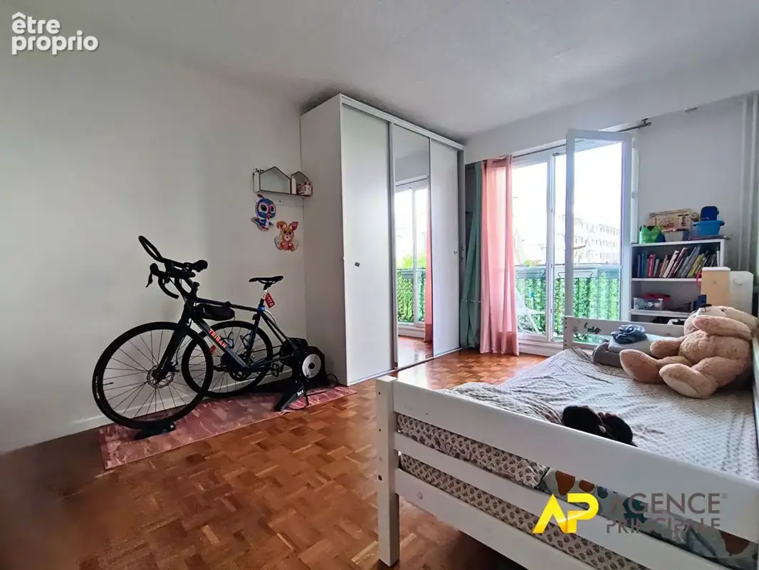 Appartement 4 pièces à vendre à La Garenne-Colombes - photo 5