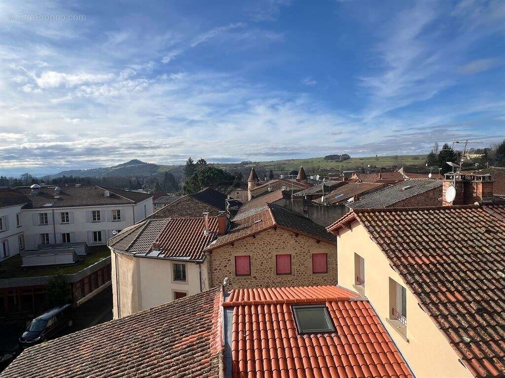 Maison à SAUXILLANGES