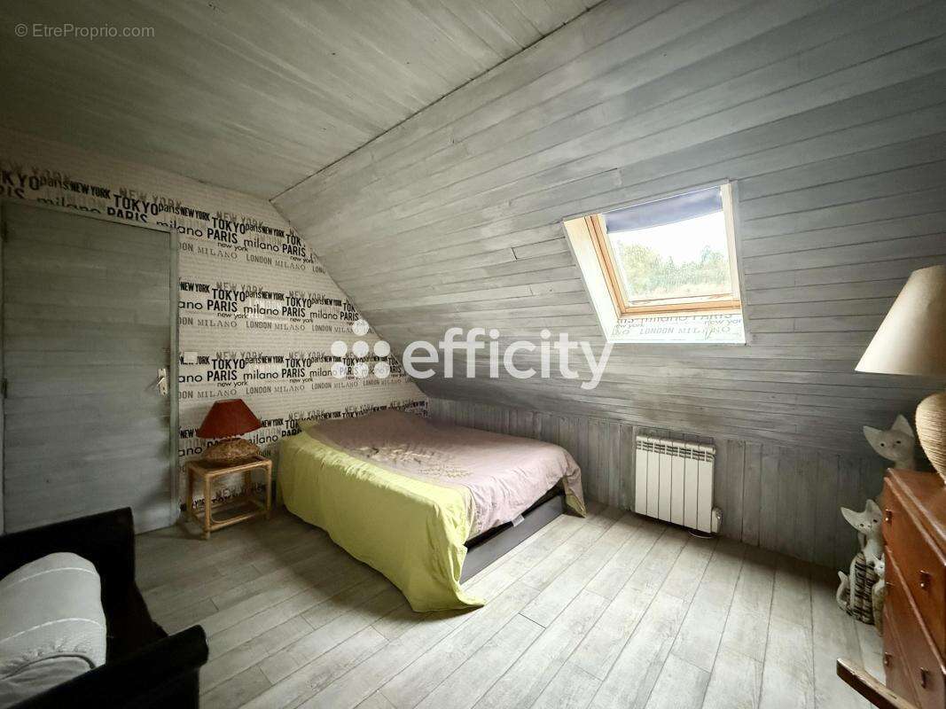 Maison à AUVERS-SUR-OISE