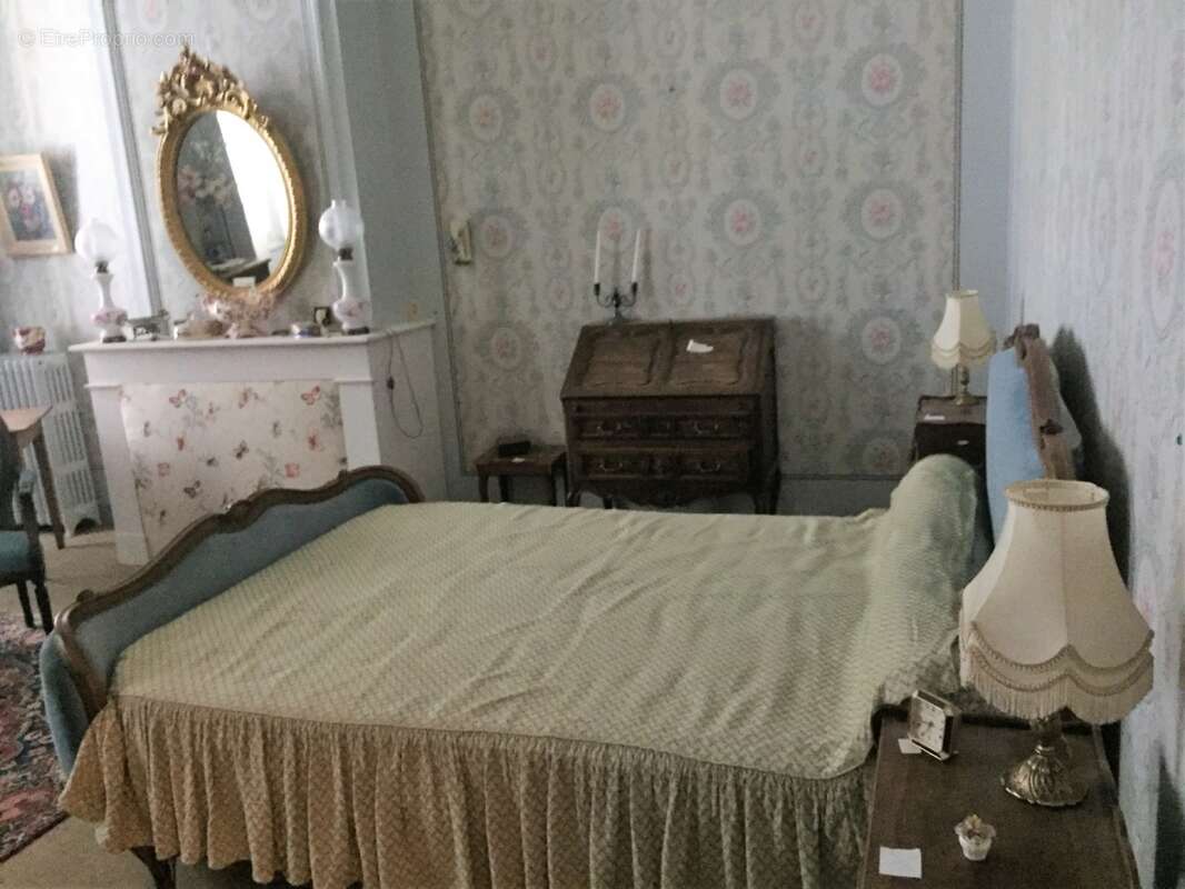 Superbe maison de maitre 7 chambres avec jardin, garage et vue sur la rivière à Saintes - photo 16