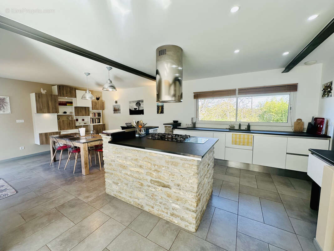 Maison à SALVAGNAC-CAJARC