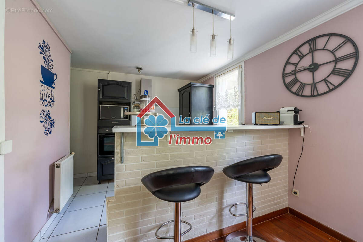 Appartement 2 pièces 50 m² à vendre à Savigny-Le-Temple (77176) - photo 4