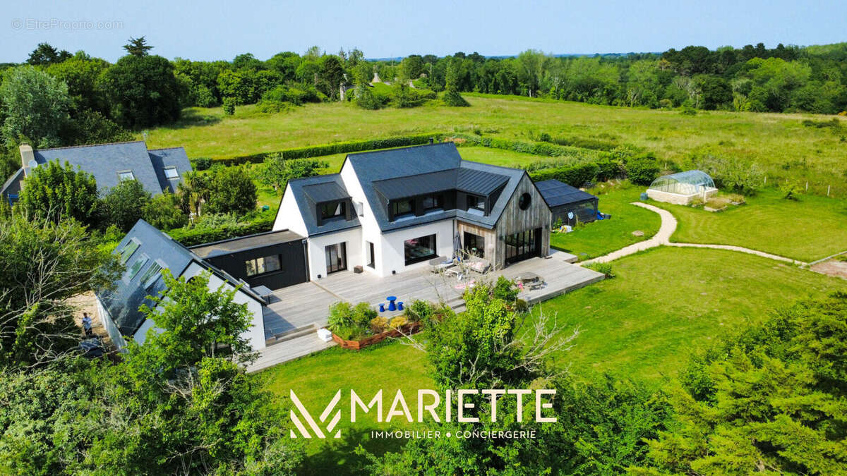 Maison à NEVEZ