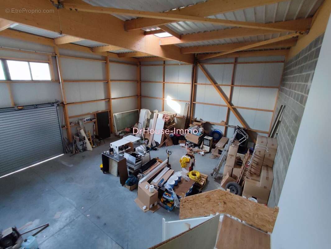 Commerce à BRETTEVILLE-SUR-ODON