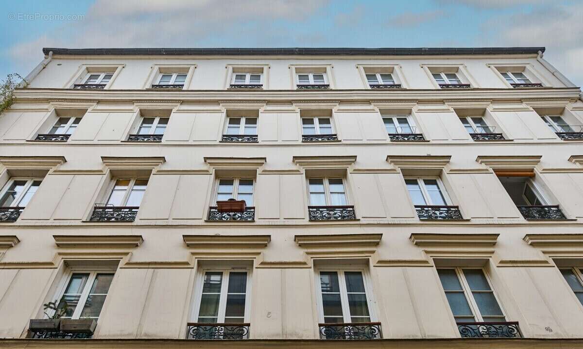 Appartement à PARIS-11E