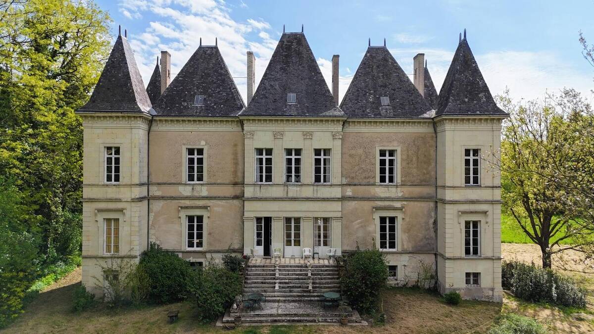 Photo 1 - Autre à NEUILLE
