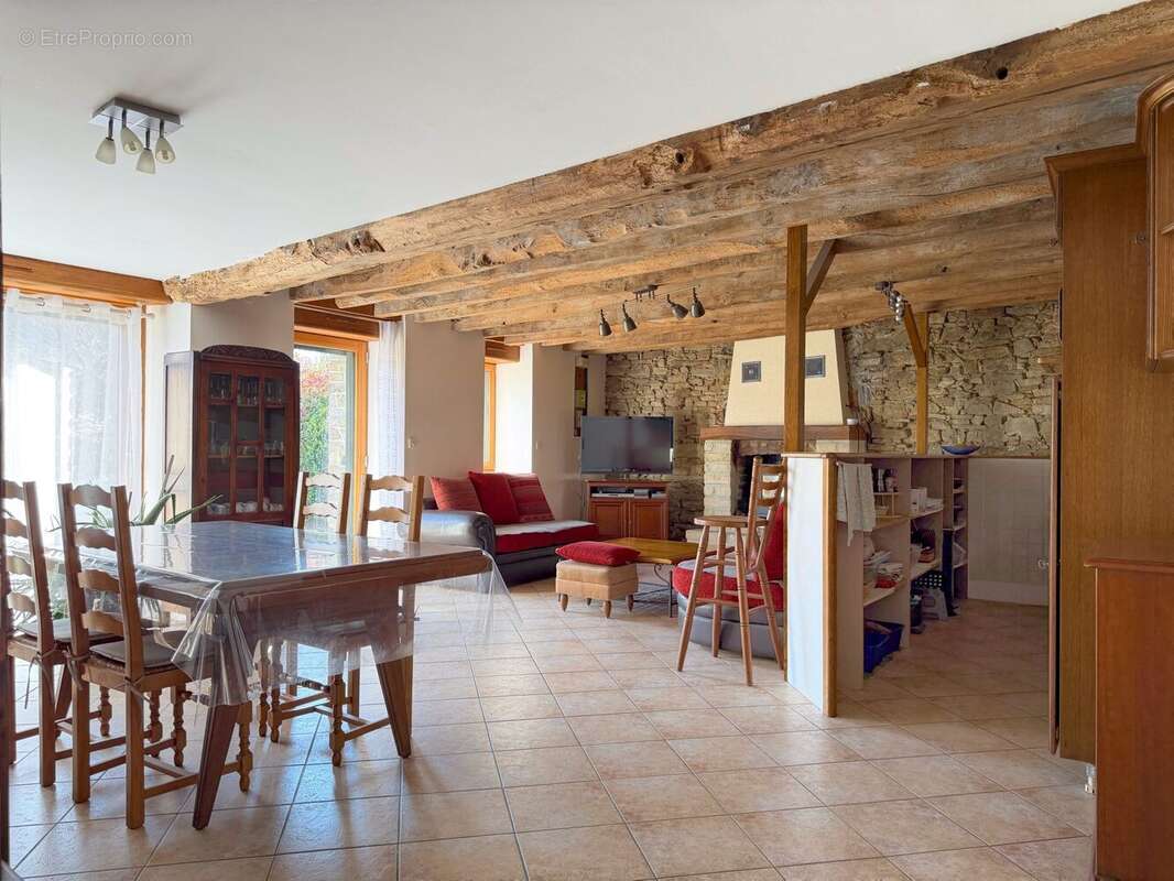 Maison à BAIN-DE-BRETAGNE