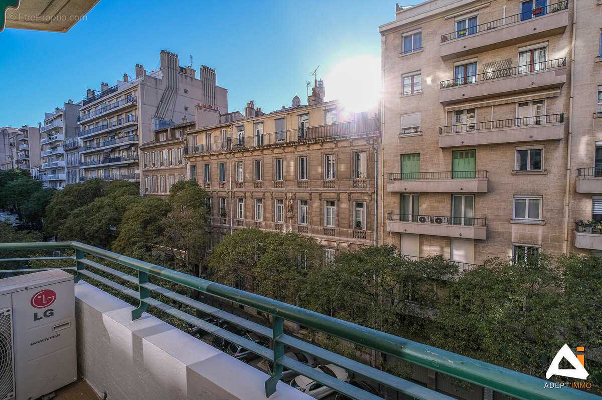 Appartement à MARSEILLE-6E