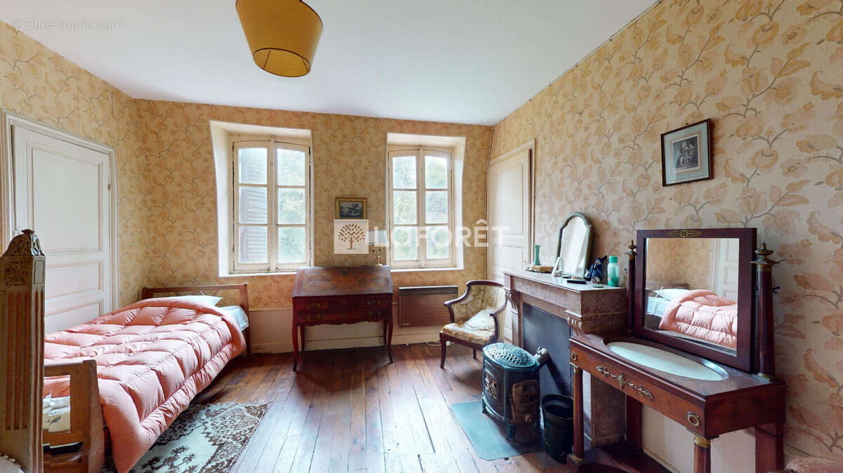 Maison à TOULON-SUR-ALLIER