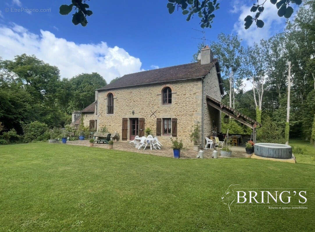 Maison à LONRAI