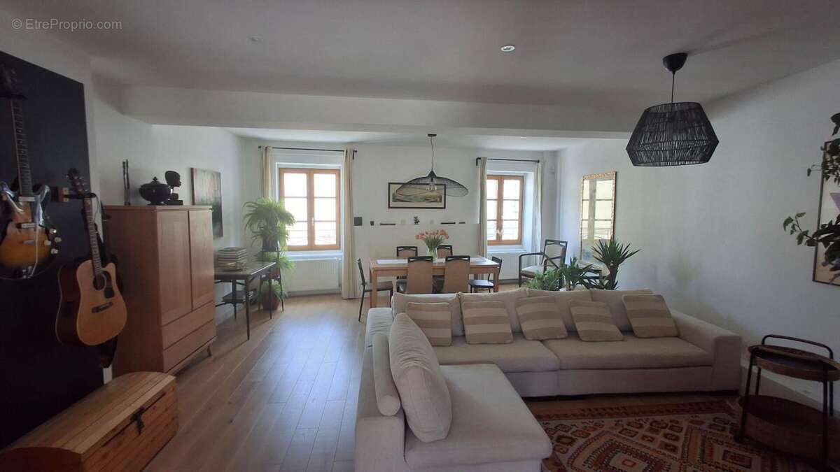 Appartement à BRIGNAIS