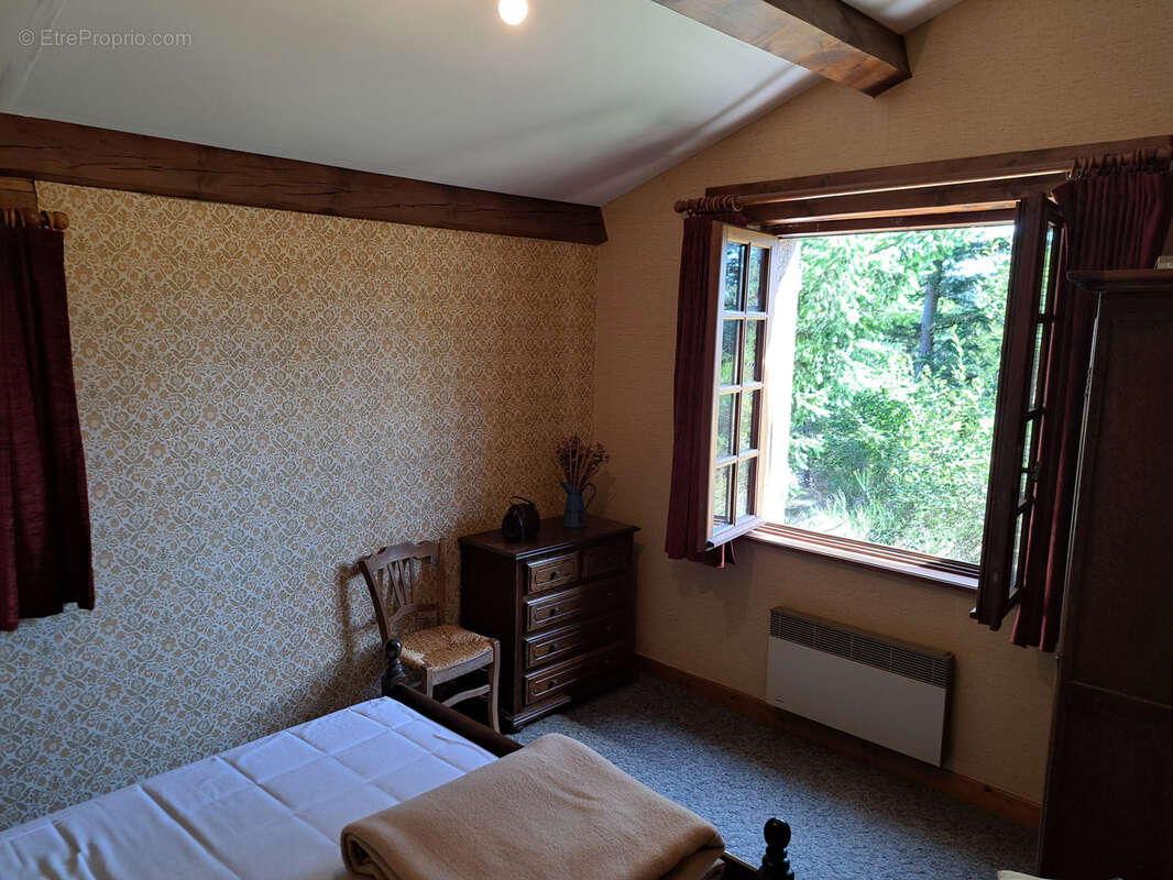 Maison à LE CHAMBON-SUR-LIGNON