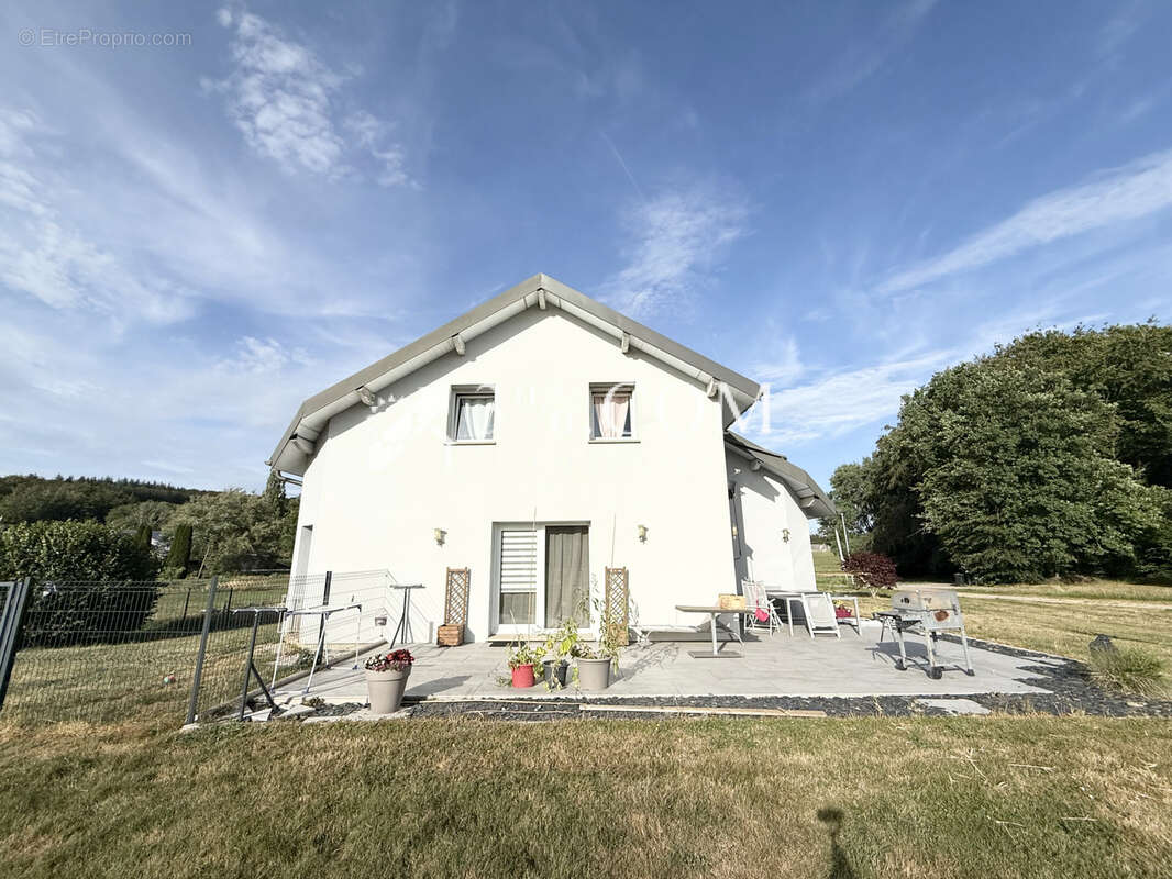 Maison individuelle 6 pièces 4 chambres 182 m2 BELLEFONTAINE - photo 3
