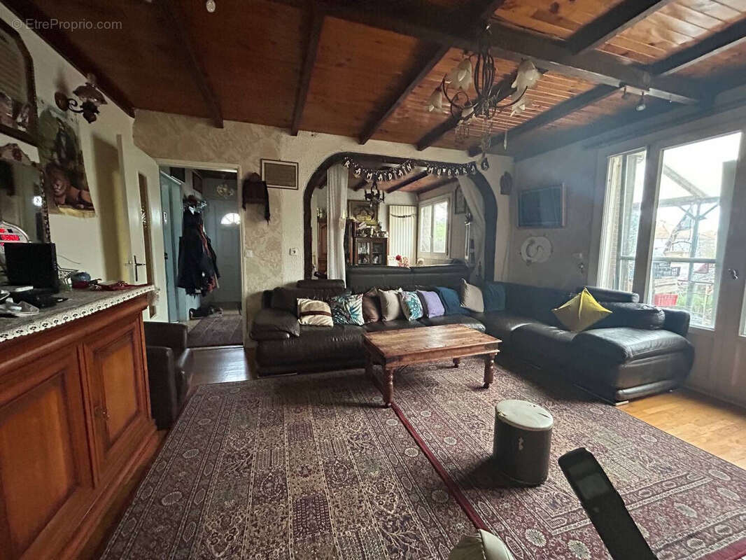 Maison à PONTAULT-COMBAULT