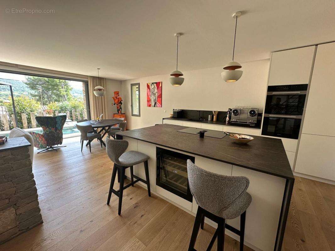 Maison à LA CADIERE-D&#039;AZUR