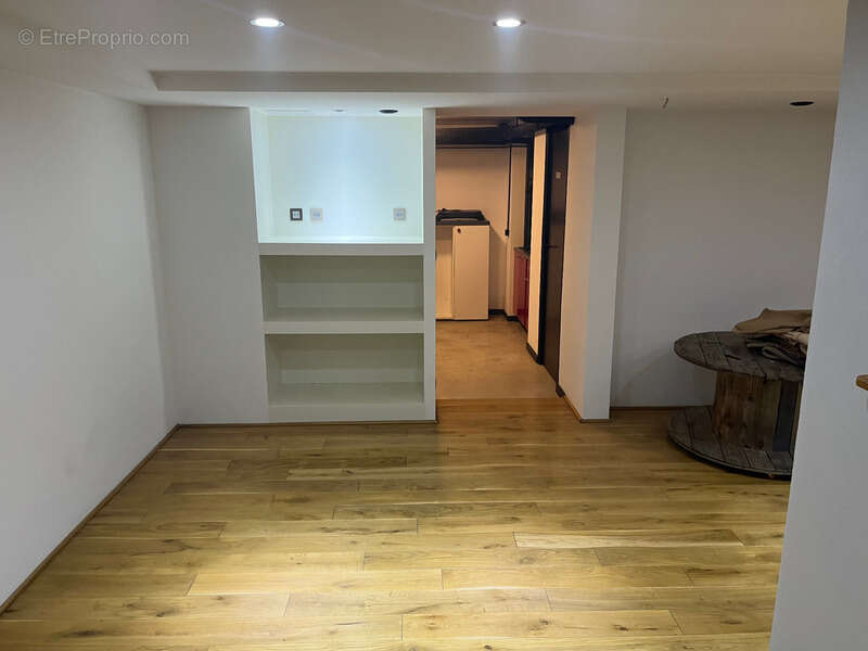 Commerce à ANNECY-LE-VIEUX