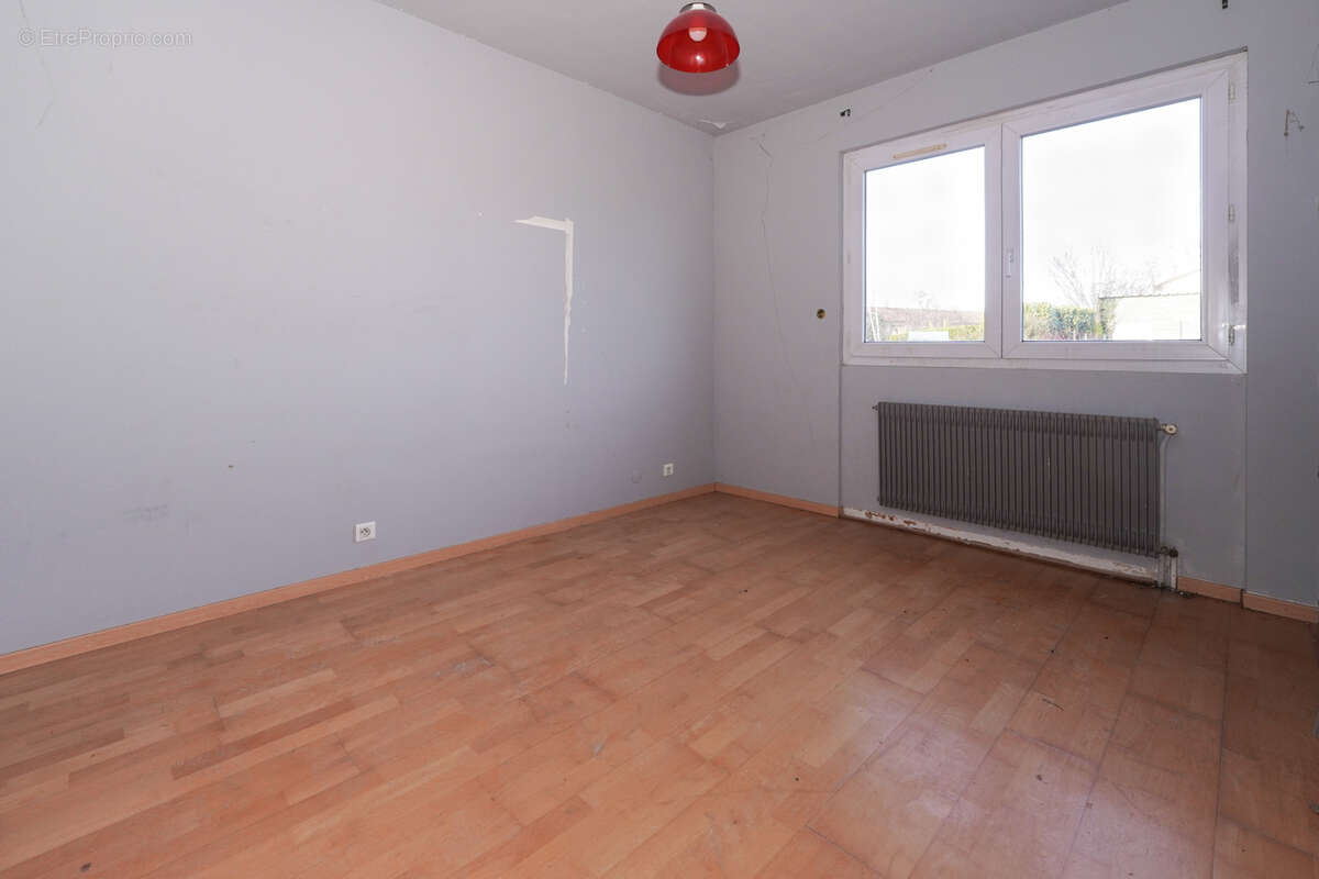 Maison à PONT-DU-CHATEAU