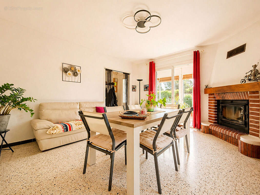Maison à MIRAMAS