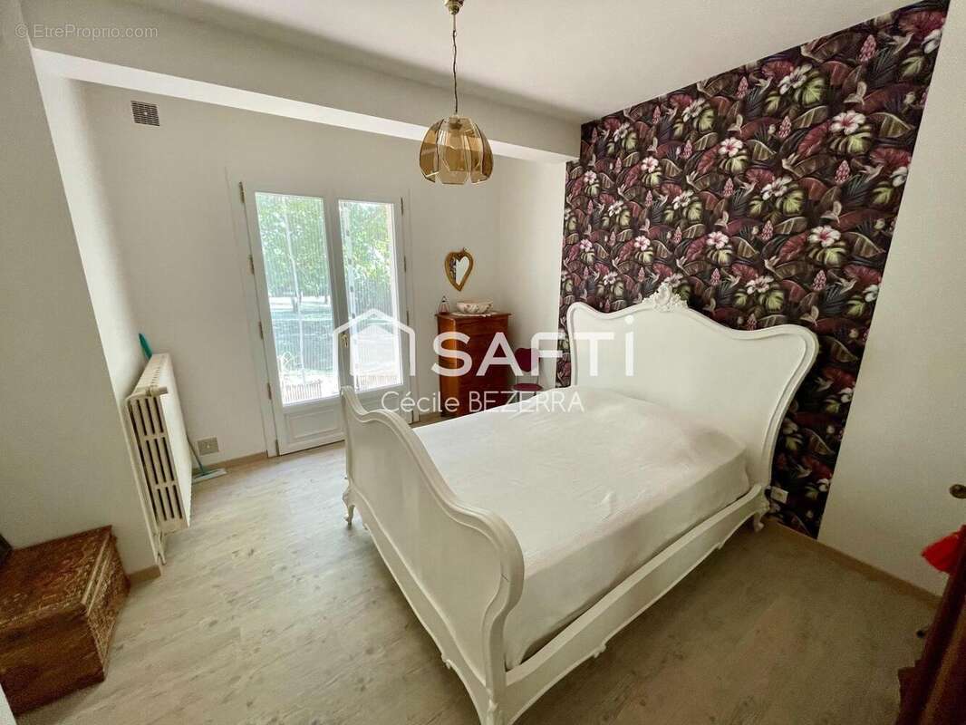 Maison 239 m² à Reans  - photo 7