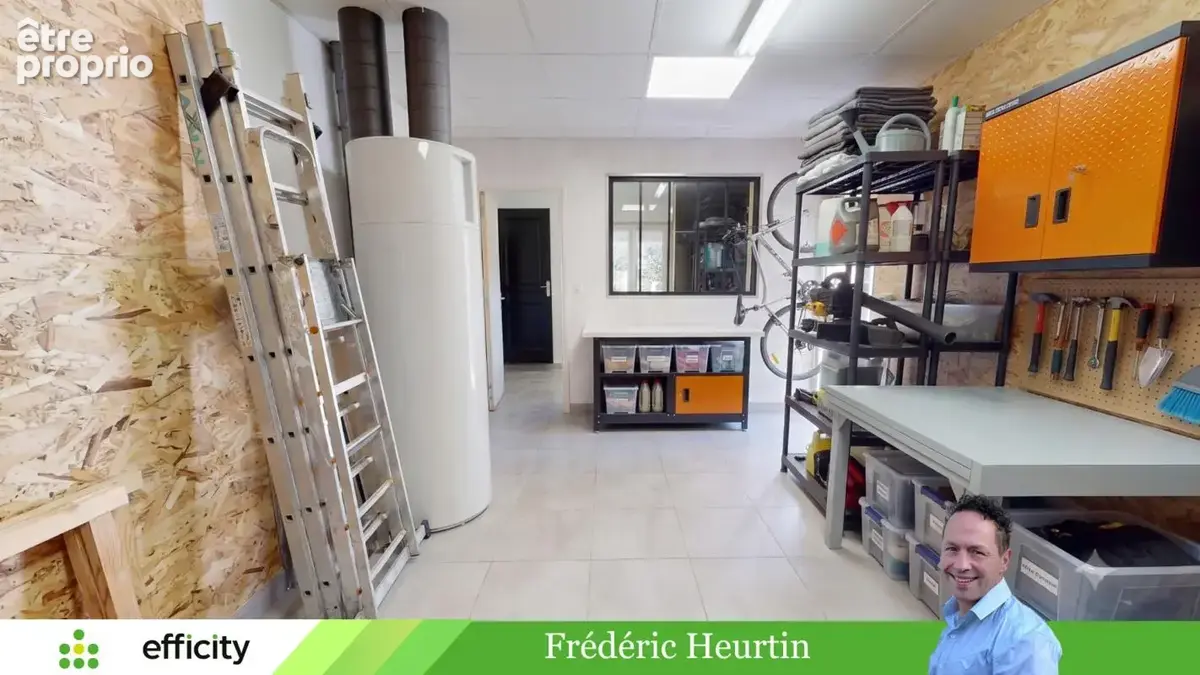 Maison 145 m² à Saint-Ouen-Des-Toits  - photo 17