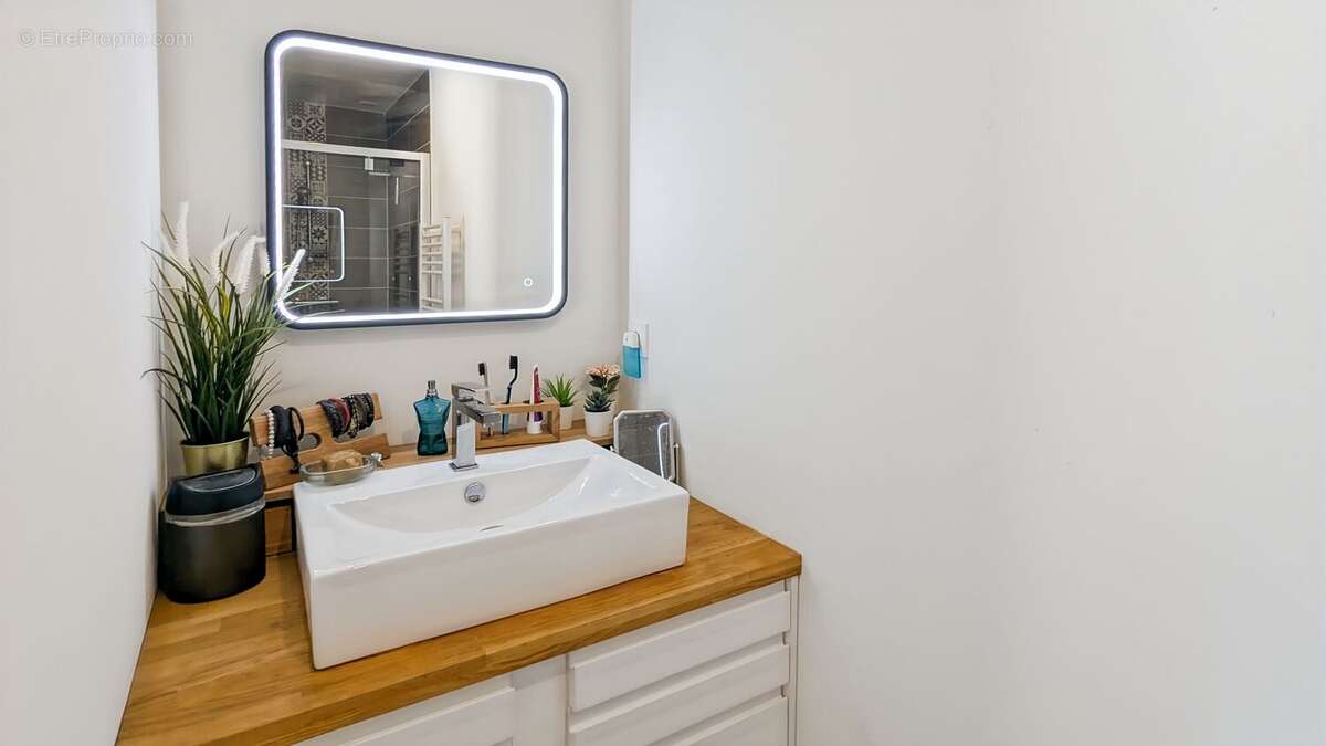 Maison 217 m² à Lentilly  - photo 6