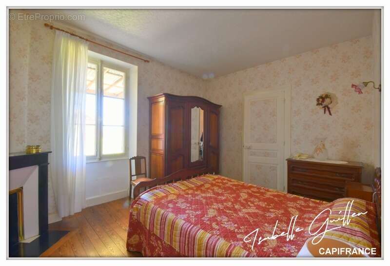 Maison à CHATEAUMEILLANT