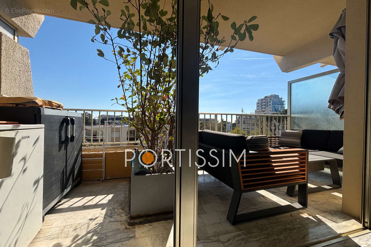 Appartement 26 m² à Saint-Laurent-Du-Var  - photo 8