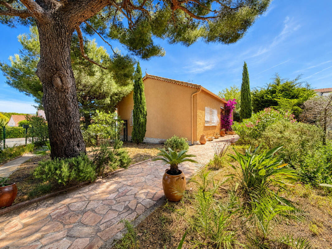 Maison à SIX-FOURS-LES-PLAGES
