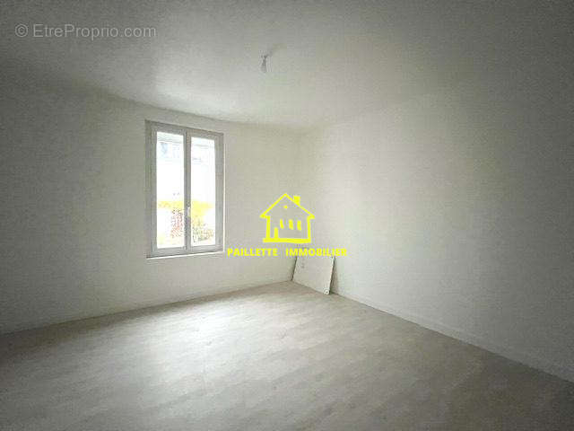 Appartement à LILLEBONNE