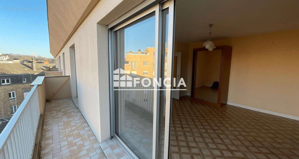 Appartement à CHARLEVILLE-MEZIERES