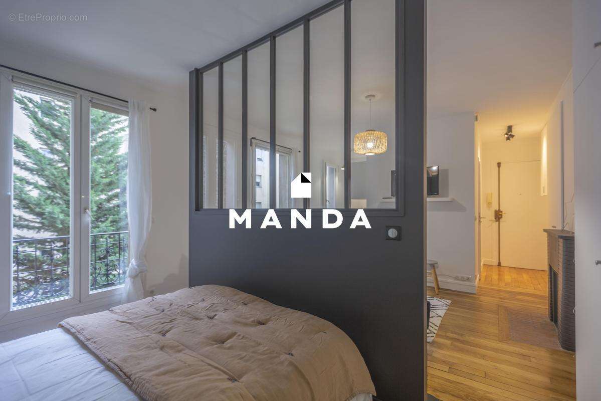Appartement à PARIS-20E