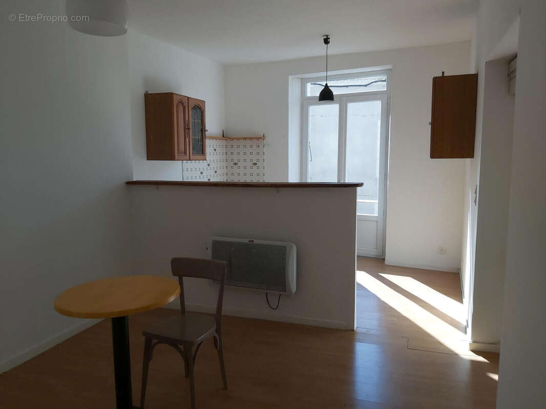 Commerce 125 m² à Nontron  - photo 2