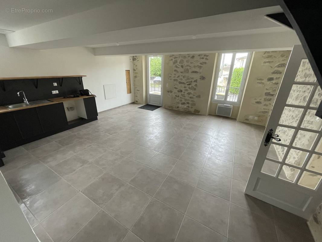 Photo 1 - Maison à LOUPIAC