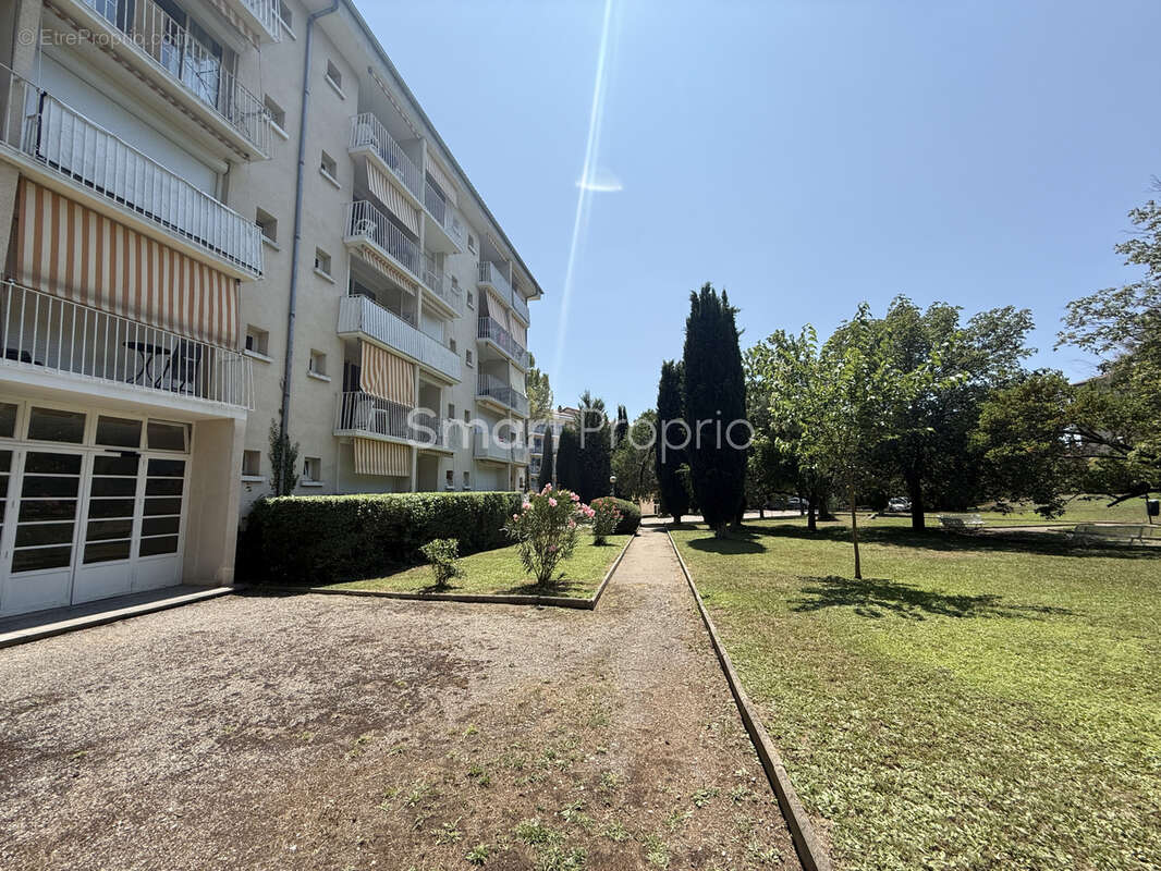 Studio très bien entretenu, idéal investisseur. - photo 11