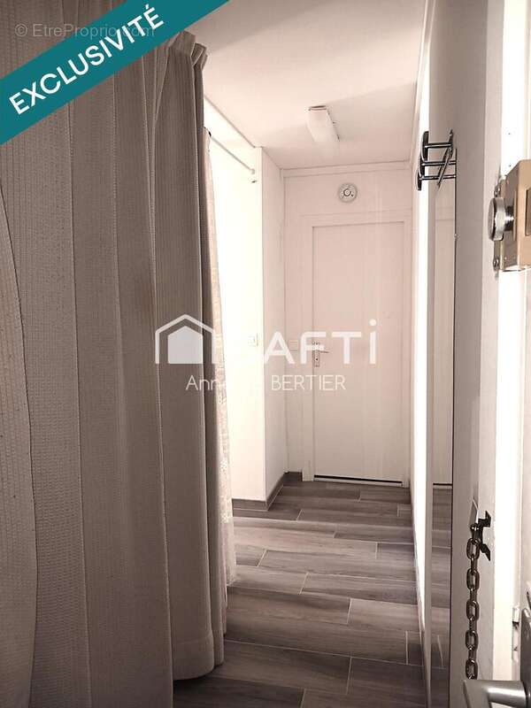 Photo 8 - Appartement à PARIS-17E