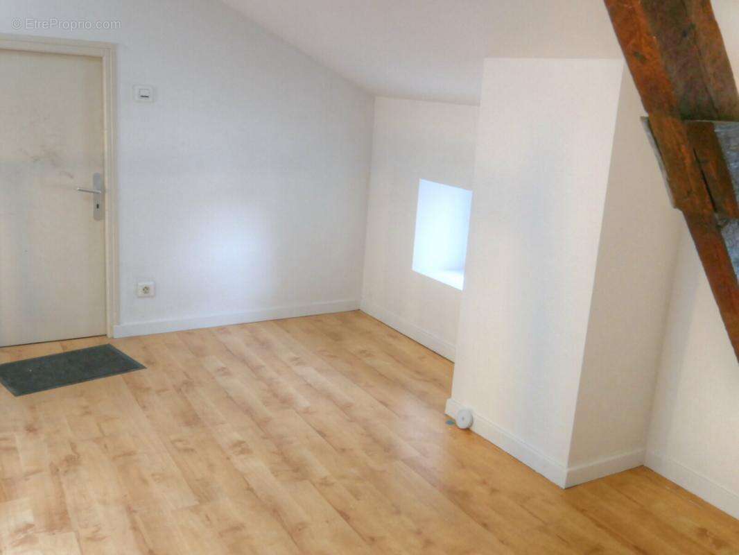 Commerce à BARBASTE