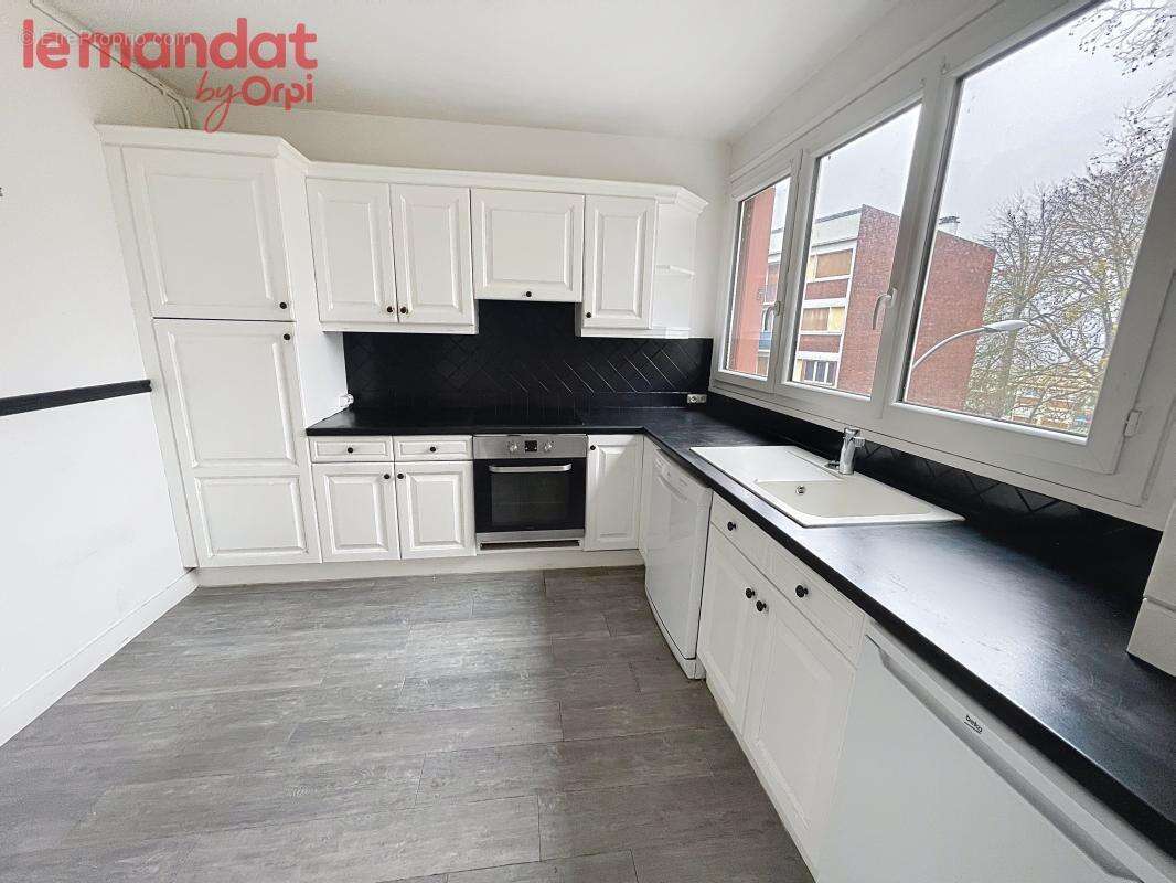 Appartement à AUBERGENVILLE