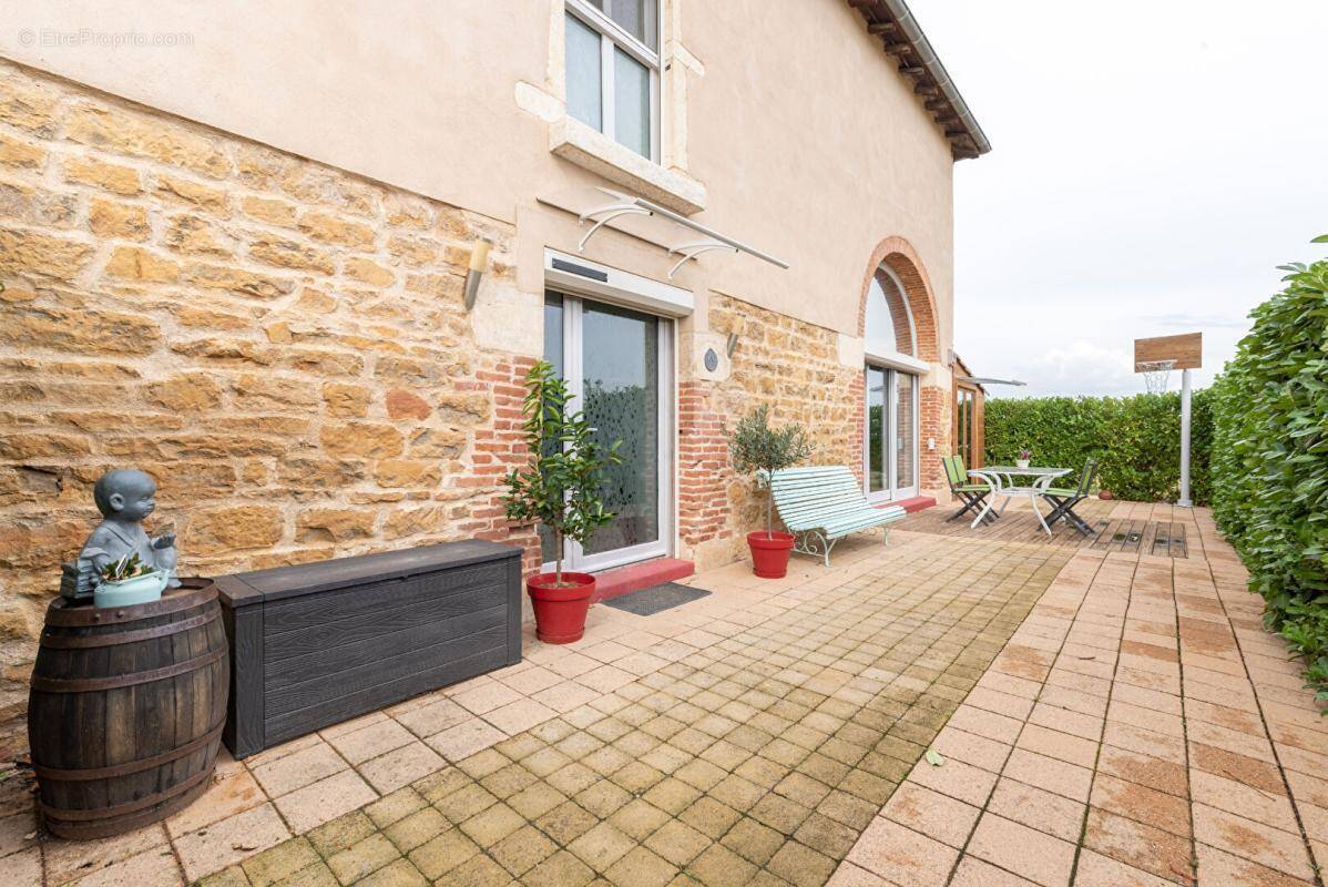 Maison à ARNAS