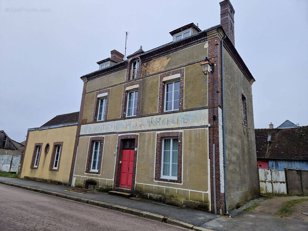 Maison à BRETONCELLES