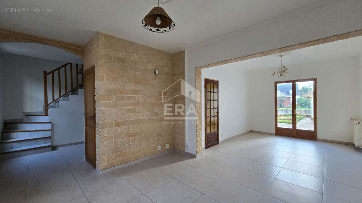 Maison à VIRY-CHATILLON