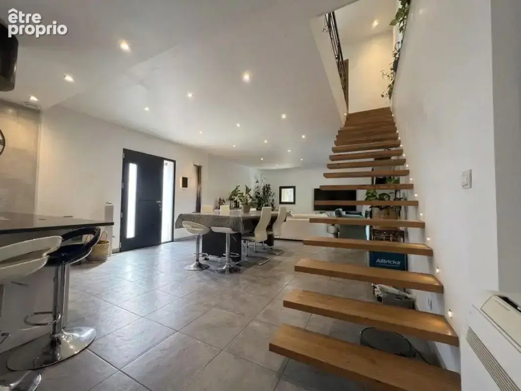 Maison 5 pièces / 129 m² / 298 000 EUR / CASTRES - photo 6