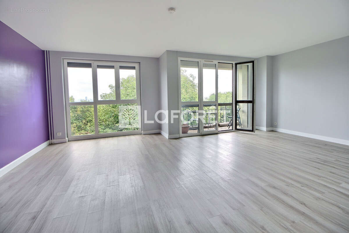 Appartement à SURESNES