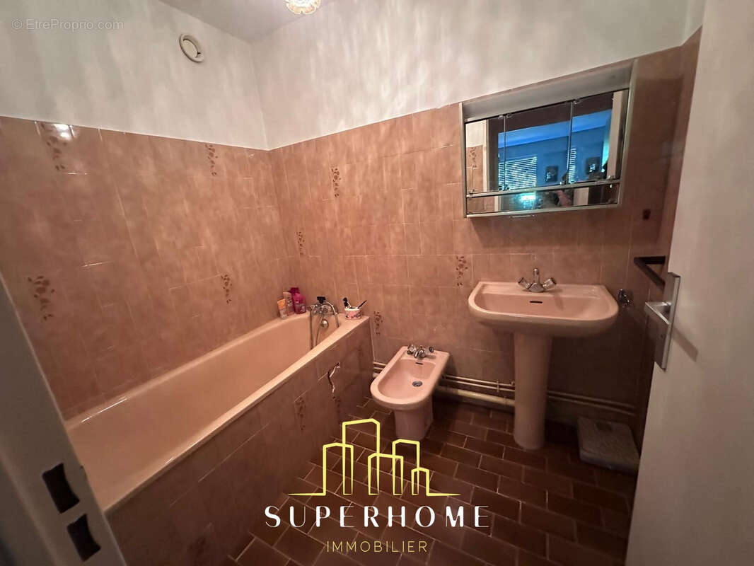Appartement à MARSEILLE-12E