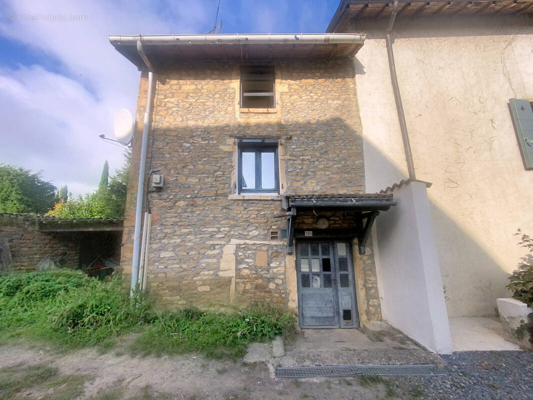 Maison à VILLE-SUR-JARNIOUX