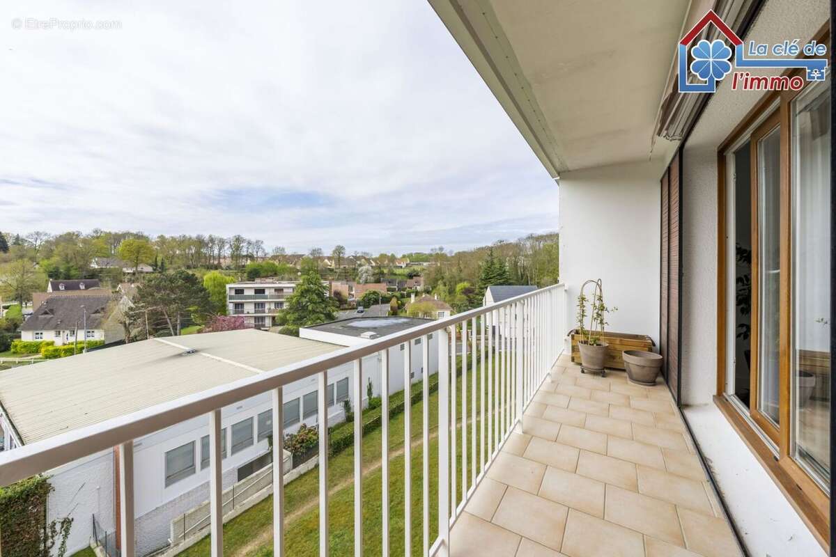 Appartement à PRINGY